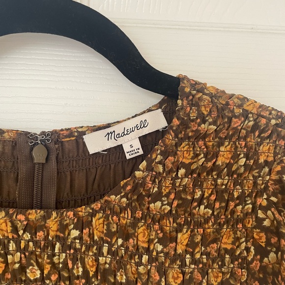 Madewell Resourced Georgette Lucie Flutter Sleeve Top - Picture 4 of 9